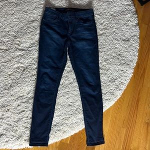Joe’s jeans skinny mid rise size 27. Stretch soft dark blue